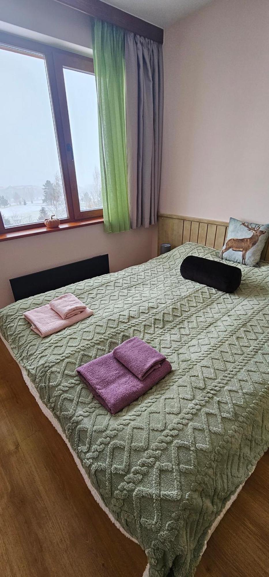 Green Peaks Suite In Pirin Golf & County Club Razlog Bilik gambar